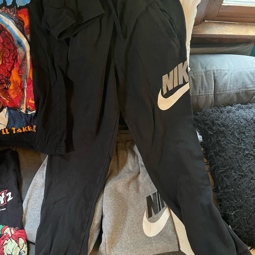 Horror movie tee shirts , pants lot - Picture 8 of 9